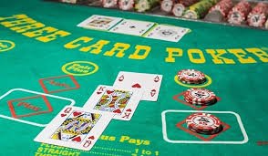 Live Roulette — Wheel လှည့်ကာ Live ကစားနေသောပုံ